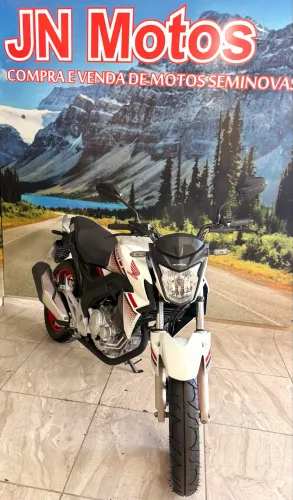 TWISTER 250 2022 ÚNICA DONA