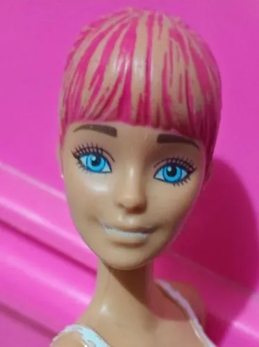 Boneca Barbie Color Reveal Original Mattel - Cabelo Rosa (Usada)