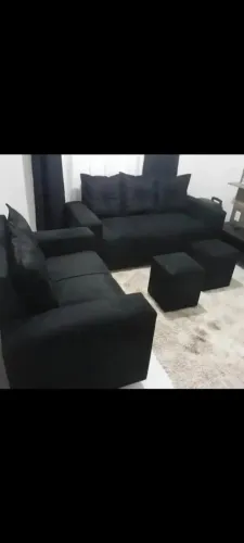 Vende se sofás com 5 almofadas e 2 puffs, novo, frete grátis em Natal e região de Natal.