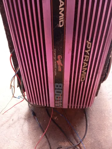Vendo essa caixa de som