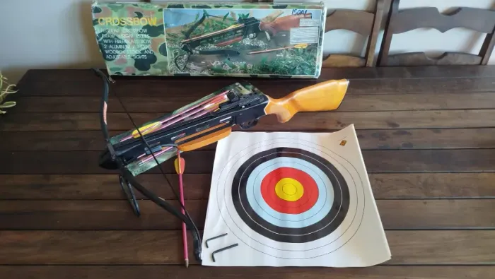 Crossbow Balestra Recurva Man Kung de 150 libras com coronha de madeira