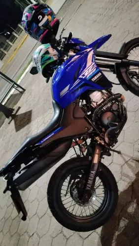 Lander 2021 azul