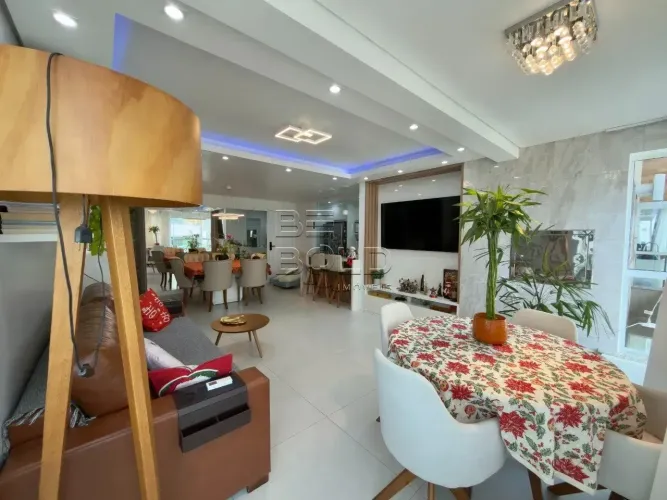 Apartamento amplo com 3 dormitórios no Kobrasol