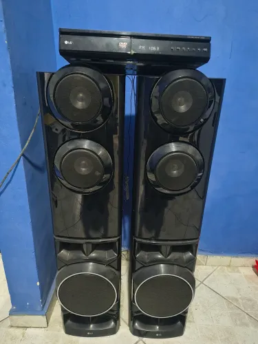 Home theater 4.2 LG LHD687 Som