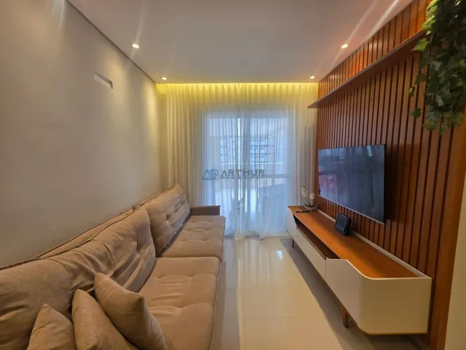Apartamento à venda em Praia Grande no Canto do forte com 3 dormitórios