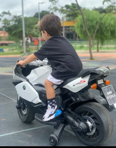 Aluguel moto elétrica infantil