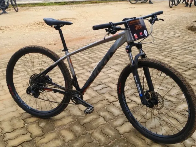 Vendo bike tsw aro 29 tamanho 17