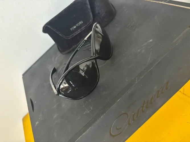 Óculos de Sol Feminino Preto Tom Ford