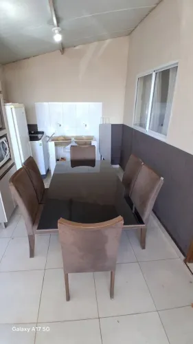 Mesa 6 cadeiras
