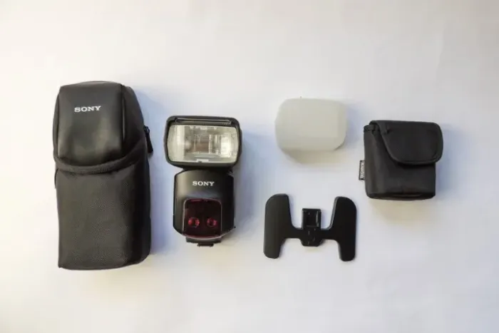 Flash Sony Hvl-f60m De Alta Potência Com Luz Led Foto/vídeo