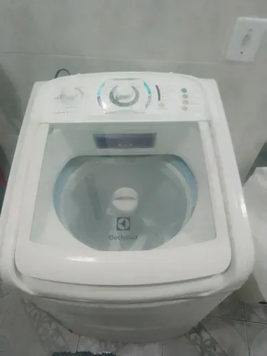 Máquina de lavar com defeito