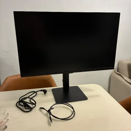 Monitor Samsung ViewFinity S6 27 QHD 100Hz IPS USB-C 90W