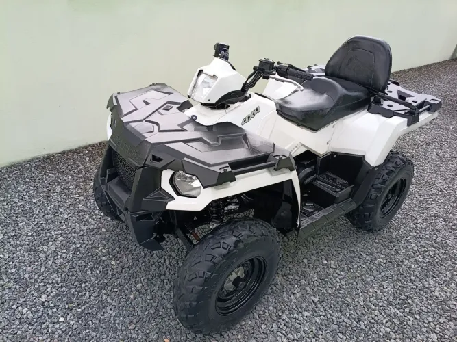 Quadriciclo Polaris 570 