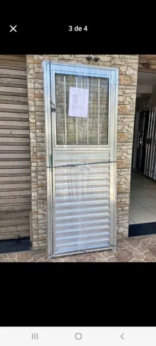DIRETO DA FÁBRICA!! PORTA SOCIAL VOM JANELA E GRADE NO ALUMÍNIO NATURAL