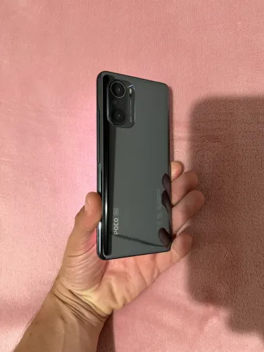 Xiaomi Poco F3 5G - 8GB RAM 256 Armazenamento