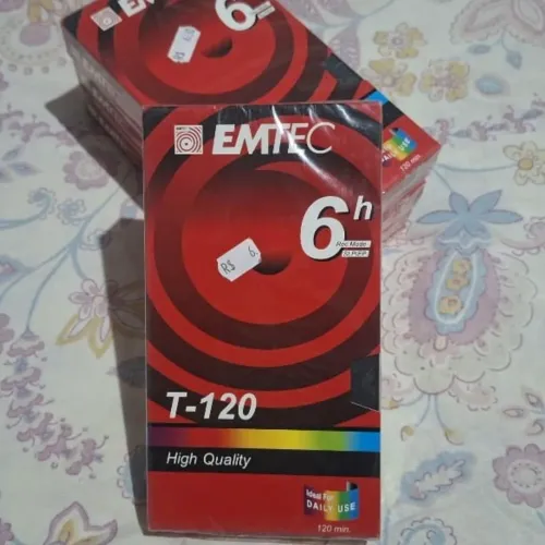 Lote 4 Fitas Vhs LACRADAS da Emtec