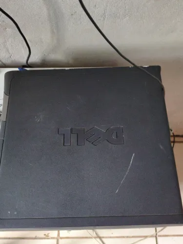 Computador Dell para retira de peças