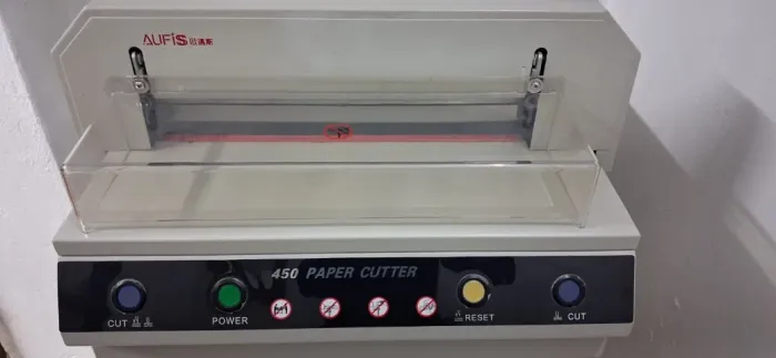 Vendo Guilhotina Eletrica Aufis 450v+ Papel Cutter. 110v.