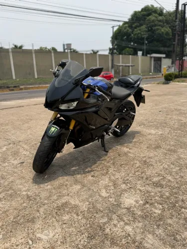 Yamaha YZF R-3 321 2021