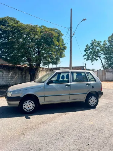 Fiat Uno Mille 1.0 Fire/ F.flex/ Economy 4P 2013
