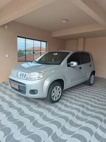 Fiat Uno Vivace Celeb. 1.0 EVO F.flex 8V 5P 2012