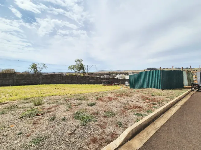 Terreno de 283m² à venda em condomínio - Terras de Santa Marta