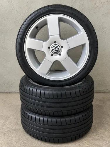 Jogo de rodas aro 17 com pneus