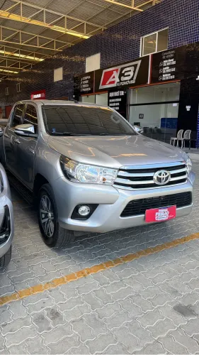 Toyota Hilux CD SRV 4X4 2.8 TDI Diesel Aut. 2017