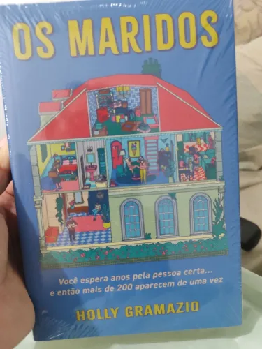 Os maridos Holly Gramazio lacrado 