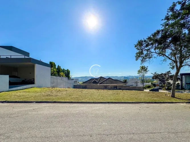 Terreno à venda, 451 m² por R$ 954.000,00 - Urbanova - São José dos Campos/SP