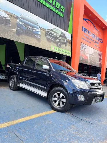 Toyota Hilux CD SRV D4-d 4X4 3.0 TDI Diesel AUT 2011