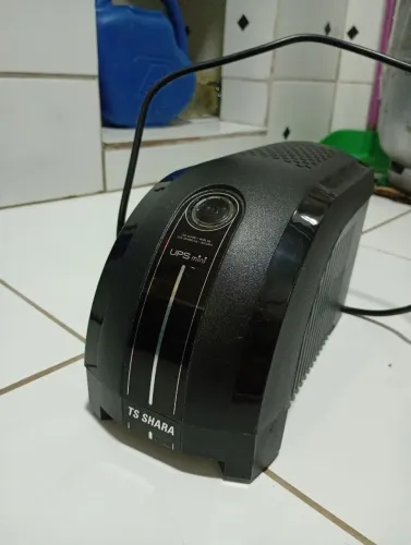Nobreak TS Shara UPS Mini 600VA Bivolt Funcionando