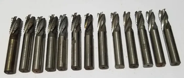 Fresas de Topo em HSS - Desbaste C/ 15 Peças