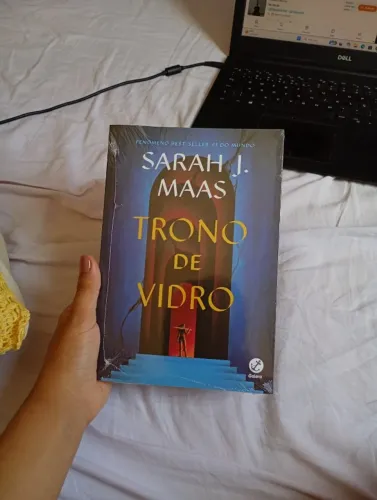 Livro Trono de Vidro