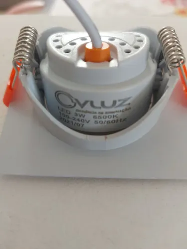 Spot quadrado de embutir vluz 7x7 - Luz Branca