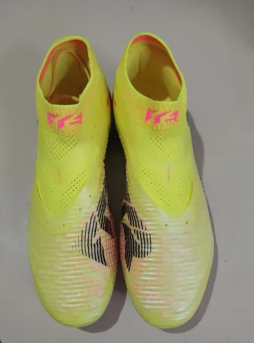 Chuteira Puma Future 8 Ultimate