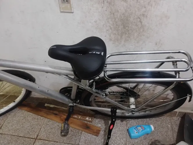 Vendo essa bicicleta quadro de alumínio 