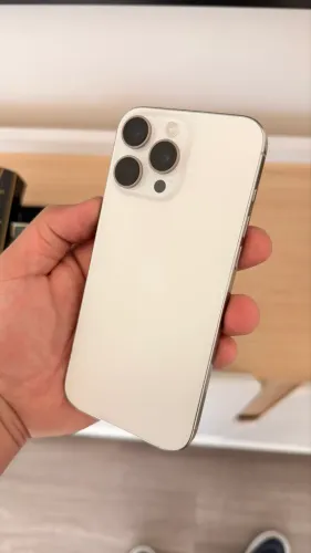 iPhone 16 Pro Max 256gb Branco / Impecável