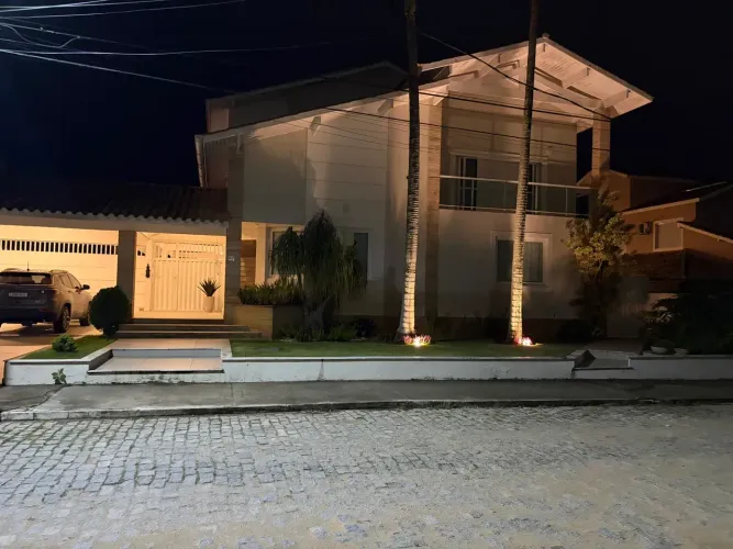 Casa Alto Padrão em Condomínio Fechado