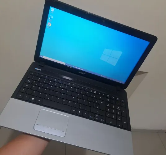 Notebook Acer 15.6,Core i3,8gb de ram,HD de 500gb tudo ok