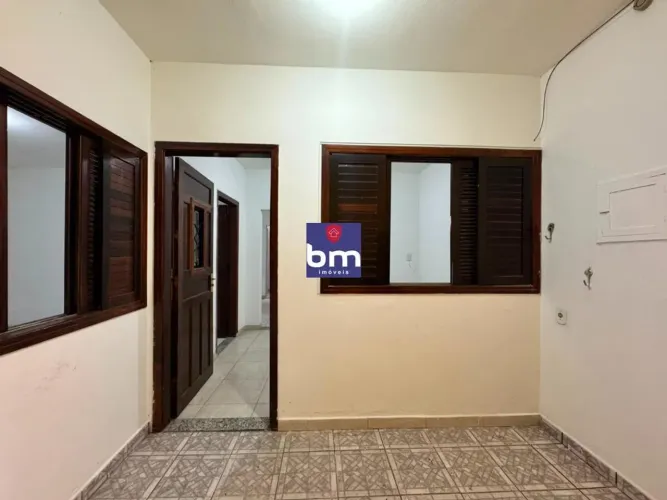 Casa para alugar em São Paulo, Jardim Casablanca, com 2 quartos, com 55 m²
