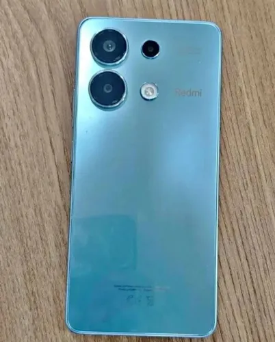 Note 13 semi novo