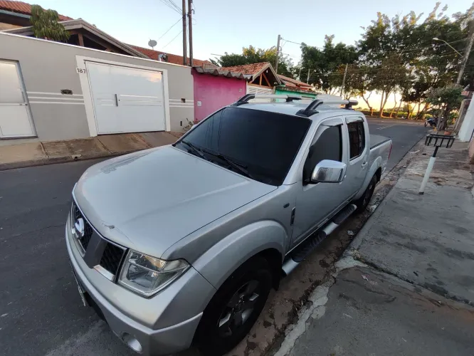 Nissan Frontier LE CD 4X4 2.5 TB Diesel Aut. 2012