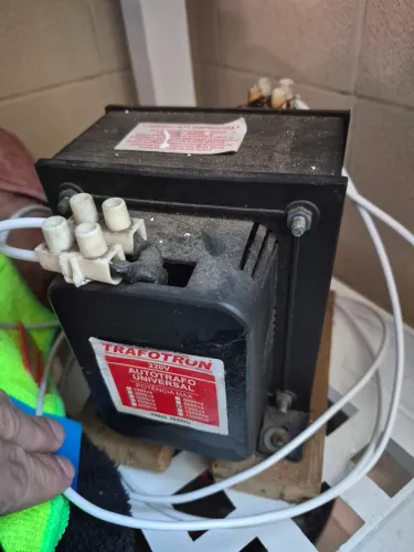 Transformador 7000VA 110v/220v