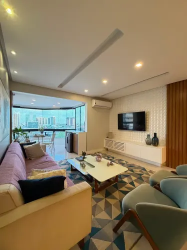 Icaraí | Renascença | 126m² | Reformado | 2 Suítes | Climatizado | 2 Vagas