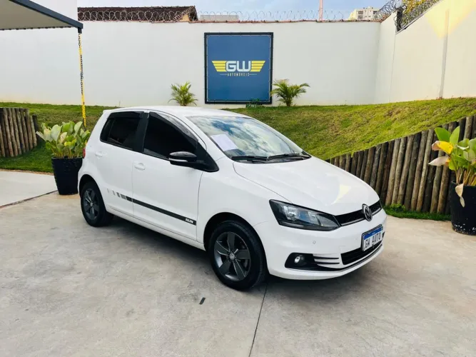 Volkswagen Fox RUN 1.6 Flex 8V 5P 2017