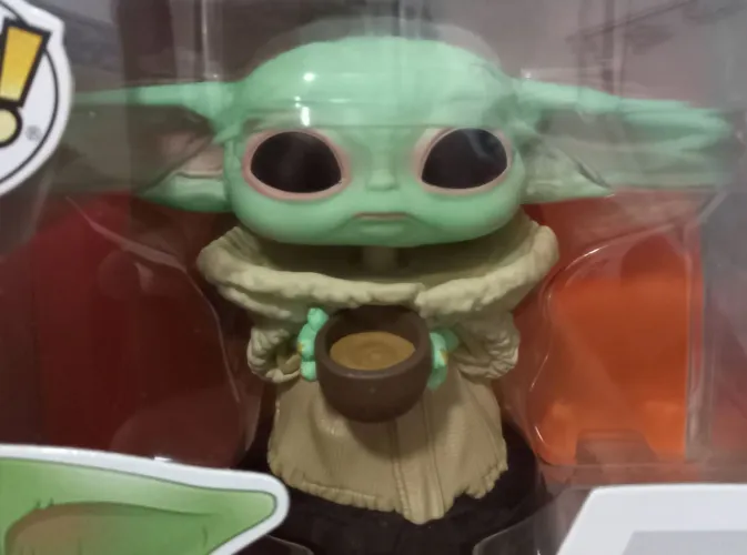 Funko original Grogu com sopa. #378. Star Wars. Disney.