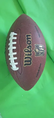 Bola de futebol americano Wilson NFL ultima do estoque 