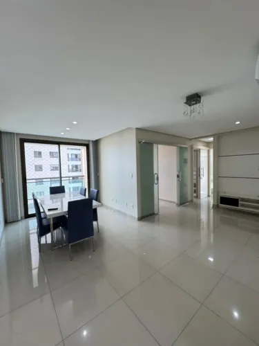 THIAGO DE MELO, D.Pedro. 93m², 3qts e 2 vgs