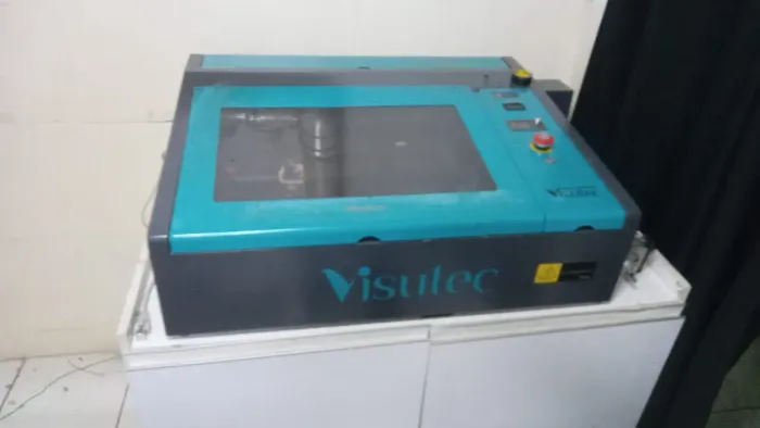 Máquina de corte a laser visutec 40x40